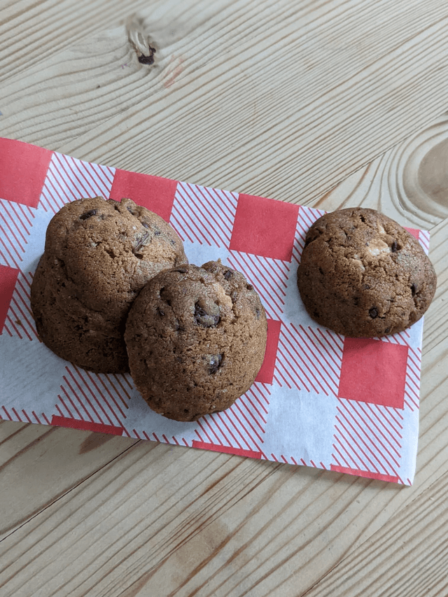 Brown butter chocolate biscuits