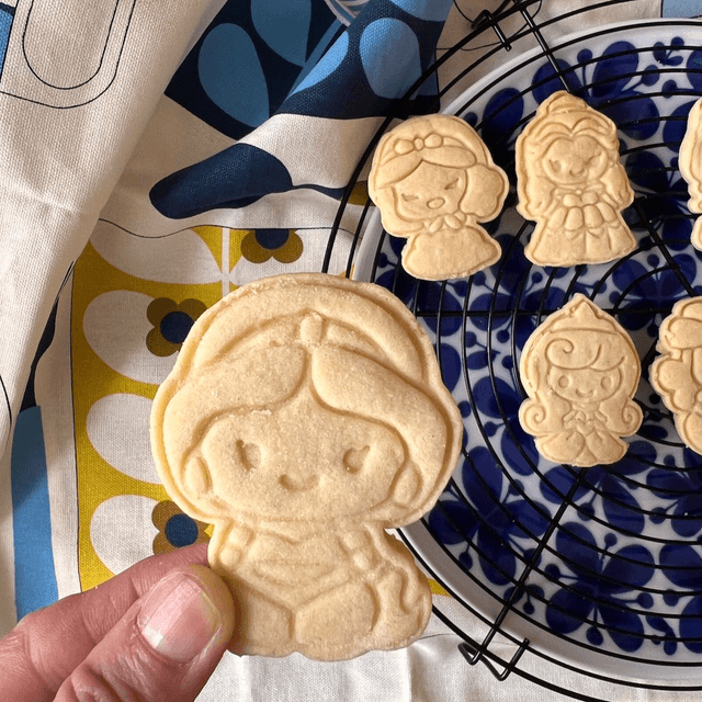 Princess biscuits
