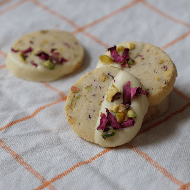 Rose & Pistachio