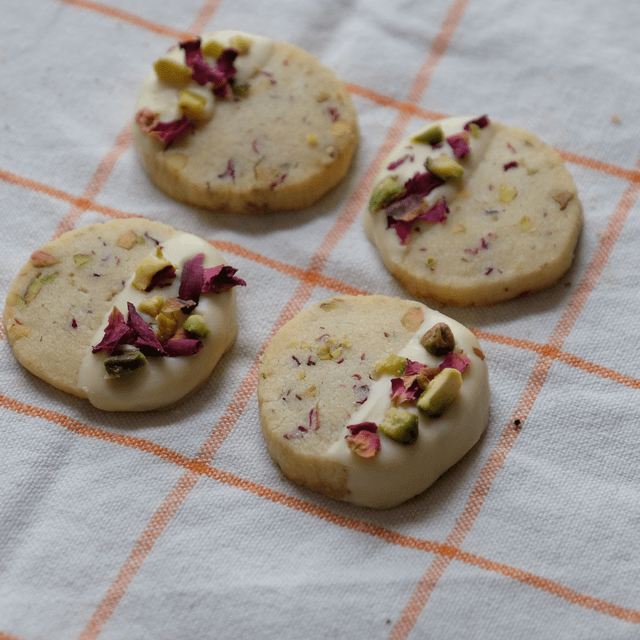 Rose & Pistachio